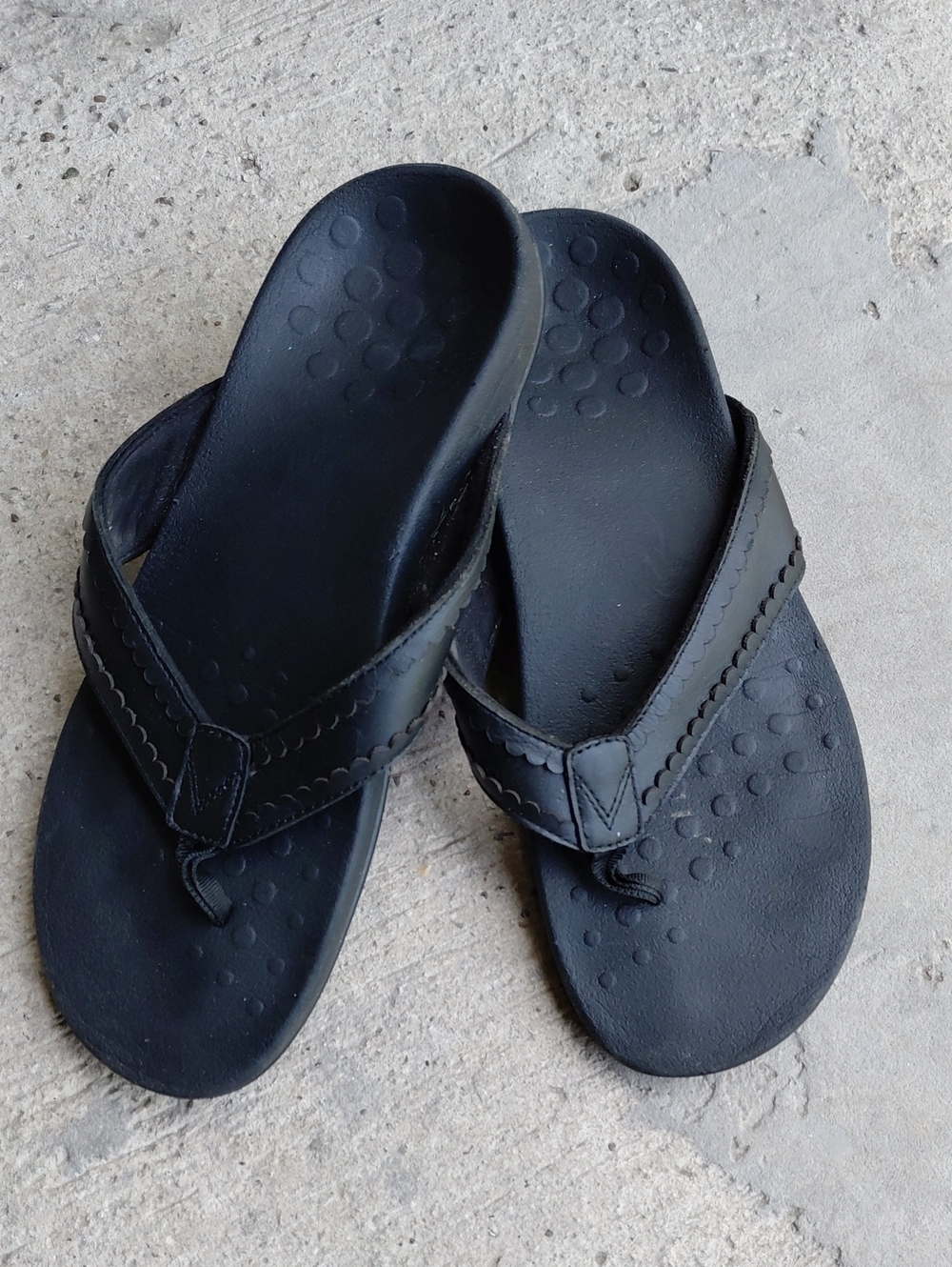 Vionic Sandals - Picture 4 of 4